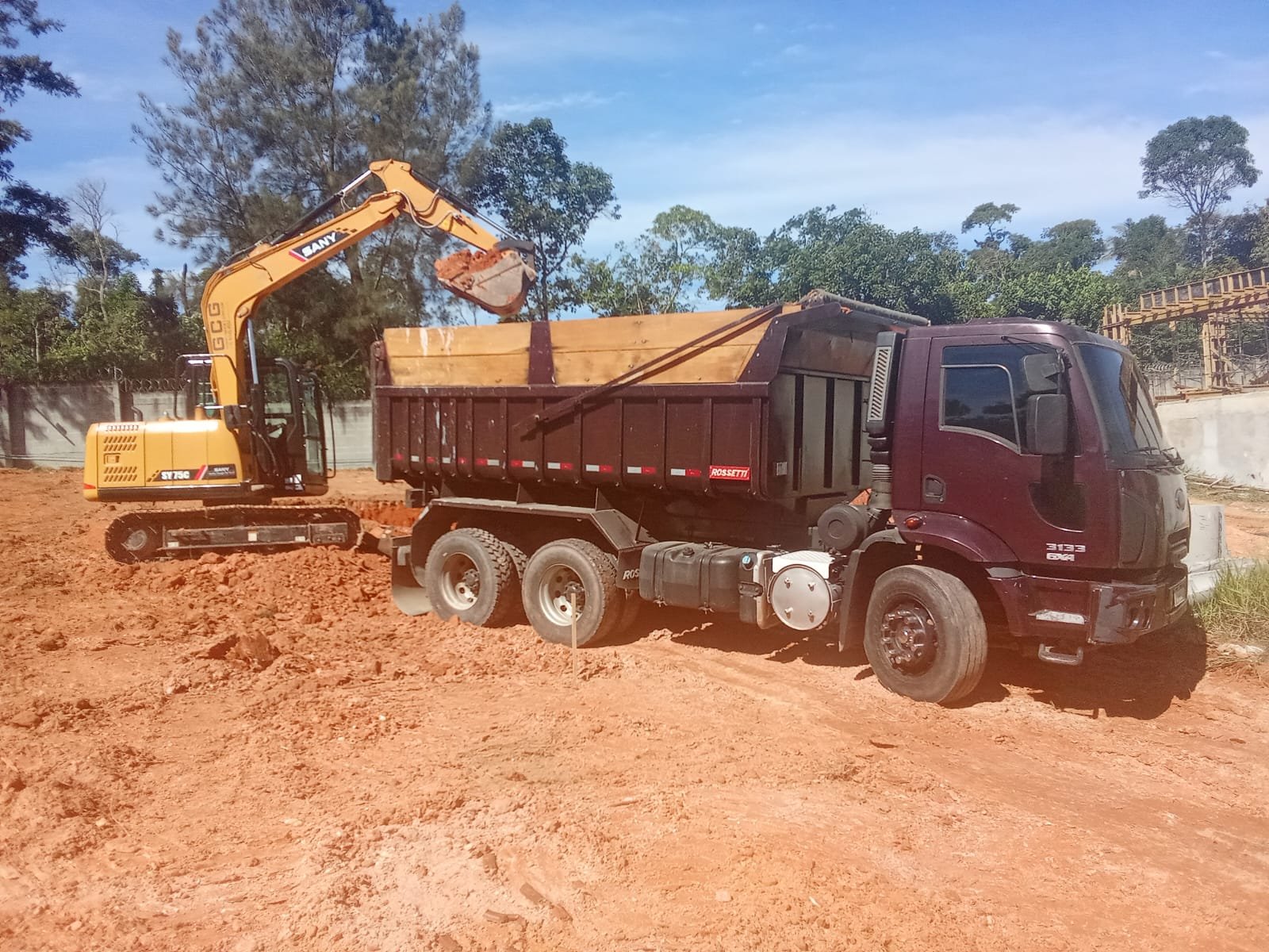 Projeto de muro de arrimo residencial